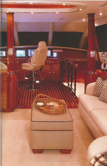 Lazzara 80 Sports Cruiser Brochure