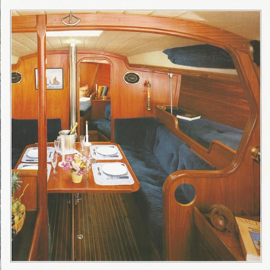 Bénéteau First 42 Brochure