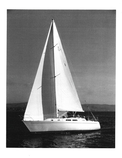 Islander 34 (Perry) Digital Brochure Package