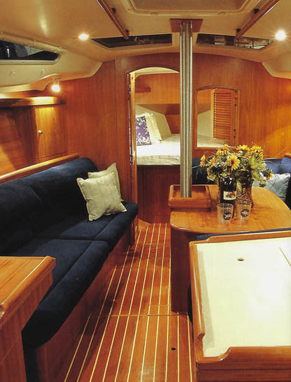 Hunter 306, 326 & 356 Brochure