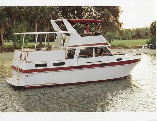 Wellcraft Californian 38 Motor Yacht Brochure