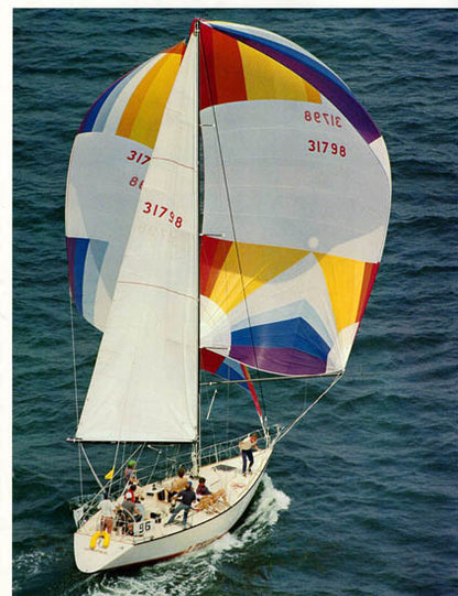 Wiggers Peterson 37 Brochure