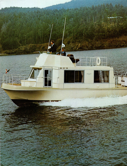 Crusader 31 & Corsair 40 Brochure