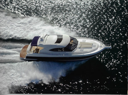 Riviera 4700 Sport Yacht Brochure